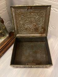 kolleksiyonluk teneke kutu