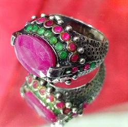 YAKUT ZÜMRÜT VE MARKAZİT TAŞLI GÜMÜŞ YÜZÜK  ÖLÇÜ 17