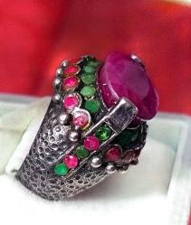 YAKUT ZÜMRÜT VE MARKAZİT TAŞLI GÜMÜŞ YÜZÜK  ÖLÇÜ 17