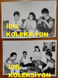 YEŞİLÇAM'IN YILDIZI HÜLYA KOÇYİĞİT'İN ORİJİNAL 2'Lİ FOTOĞRAF SETİ  - 18 x 12 cm EBADINDA - HÜLYA KOÇYİĞİT, EŞİ SELİM SOYDAN, KIZI GÜLŞAH ALKOÇLAR ve ARKADAŞLARI MEHMET ŞEHİRLİOĞLU'YLA BİRLİKTE OTURUP ÇAY İÇERKEN ÇEKİLMİŞ 2 FARKLI KARE. NİSAN 1984 (ENİS AYYILDIZ)