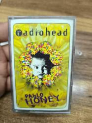 LOT.18 » Radioheaf PABLO HONEY KASET