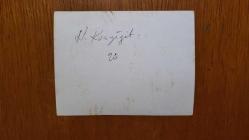 HULUSİ KENTMEN ve YEŞİLÇAM'IN YILDIZI HÜLYA KOÇYİĞİT'İN TELEVİZYON EKRANINDAN ÇEKİLME 2'Lİ AJANS-BASIN FOTOĞRAFI SETİ - 12 x 9 cm EBADINDA -''ZEHRA'' FİLMİNDEN