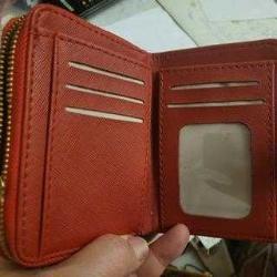 ÇOK KULLANIŞLI KADIN CÜZDANI. KALİTELİ.