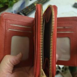 ÇOK KULLANIŞLI KADIN CÜZDANI. KALİTELİ.
