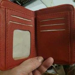 ÇOK KULLANIŞLI KADIN CÜZDANI. KALİTELİ.