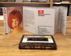 SEZEN AKSU GÜLÜMSE KASET
