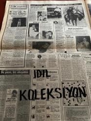 HAFTA SONU DERGİ - GAZETESİ DOĞUM GÜNÜ HEDİYESİ (TURKİSH MAGAZINE - NEWSPAPER) - 16 NİSAN 1982 - Sayı:16 -Türkan Şoray-Rüçhan Adlı-Bülent Ersoy-Zeki Müren-Semiramis Sayar-Ali Rıza Binboğa-Edip Akbayram-Necla Nazır-Ferdi Tayfur-Gülten Evren-Sadri Alışık-Tarık Akan-Seçil Heper-Mehlika Kenter-Adnan Şenses-Mesut Engin-Alaaddin Yavaşça-Melike Demirağ-Nina Harvalia-Altan Atasoy-Filiz Akın-Leman Akın-Pemra Sadıkoğlu-Ali Atasagun-Nesli Kalyoncu-Neda Kazaz-Ali Kazaz-Terzi Yıldırım Mayruk-Vural Gökçaylı-Nevin Ulus-Ayşe Hassan-Hasan Tugay-Mesut Üstünel-Yusuf Üstünel-Saadet Üstünel-Ali Dinçkök-Selnur Dinçkök-İlter Çiftçi-Hikmet Ercan Ceylan-Güzin Dinçkök-Billur Ercan-Özden Narin-Gönül Garan-Birsen Güngör-Barbar Güngör-Erkan Yenal-Meral Yapalı-Osman Türkmenoğlu-Nimetullah Mahruki-Necmettin Gökçe-Murat Taki-Ahmet Deniz-John Cauki-Sedef Cauki-Toni Cauki-Mehrin Dr Adnan Güraynak-Yuşu Soli Hasson-Fethi Donlu-Halit Donlu-Ahmet Donlu-Hakkı Donlu-Mehmet Tüfekçi-Pervin Donlu-Ayşe Tüfekçi-Engin Evren Tüfekç