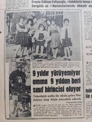 Akşam Gazetesi - Turkish Newspaper - 28 Mart 1963 - Celal Bayar hastaneye alındı - Ankara'da kanlı çarpışmalar - Celal Bayar'ın raporu incelenecek - son olayları protesto için Ankara'da yapılan dünkü nümayişte kendilerine milliyetçi gençlik adı veren üniversiteliler çatıştılar Fotoğrafı - 30 yaralı var partide ele geçen silahlara el kondu - İsmet İnönü kumandanlarla görüştü - Adalet Partisi genel merkezi hücuma uğradı fotoğraf - Adalet Partisi yönetim kurulu'nda partinin feshi istendi - Devlet planlama teşkilatı müsteşarı Ziya Müezzinoğlu 1,5 milyon işsiz insan var dedi - sağlık Bakanı Fethi Çelikbaş şimdi de zeytinyağı ithal edilecek dedi - Karaoğlan'ın maceraları Semerkant casusu yazan ve çizen Suat Yalaz - Son Akın yazan Bekir Büyükarkın Yazı Dizisi - Docteur Renaud Paris parfüm - İtalya'ya 85. Dakikada yenildik - Sormani sol ayağı ile altı pastan kalemize golü atıyor Fotoğrafı - Foto Robotla gol -  Turgay Şeren netice iyi değil fevkaladedir dedi - Adana'da şike dedikodusu var