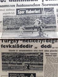 Akşam Gazetesi - Turkish Newspaper - 28 Mart 1963 - Celal Bayar hastaneye alındı - Ankara'da kanlı çarpışmalar - Celal Bayar'ın raporu incelenecek - son olayları protesto için Ankara'da yapılan dünkü nümayişte kendilerine milliyetçi gençlik adı veren üniversiteliler çatıştılar Fotoğrafı - 30 yaralı var partide ele geçen silahlara el kondu - İsmet İnönü kumandanlarla görüştü - Adalet Partisi genel merkezi hücuma uğradı fotoğraf - Adalet Partisi yönetim kurulu'nda partinin feshi istendi - Devlet planlama teşkilatı müsteşarı Ziya Müezzinoğlu 1,5 milyon işsiz insan var dedi - sağlık Bakanı Fethi Çelikbaş şimdi de zeytinyağı ithal edilecek dedi - Karaoğlan'ın maceraları Semerkant casusu yazan ve çizen Suat Yalaz - Son Akın yazan Bekir Büyükarkın Yazı Dizisi - Docteur Renaud Paris parfüm - İtalya'ya 85. Dakikada yenildik - Sormani sol ayağı ile altı pastan kalemize golü atıyor Fotoğrafı - Foto Robotla gol -  Turgay Şeren netice iyi değil fevkaladedir dedi - Adana'da şike dedikodusu var