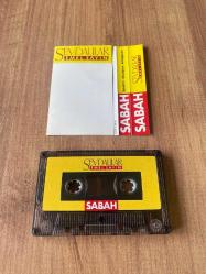 Emel Sayın - Sevdalılar Kağıt Baskı Kaset ( İşaretli fotoğrafta, kartonette yazı var )