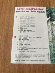 Fatih Kısaparmak - Yarına Kaç Var Bekle Küçüğüm Kağıt Baskı Kaset