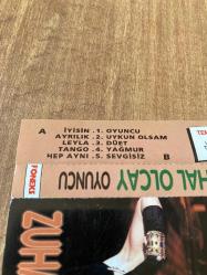 Zuhal Olcay - Oyuncu Kaset