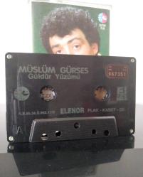 Müslüm Gürses Güldür Yüzümü