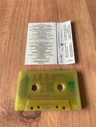 Ajda Pekkan - Ajda 1991 Seni Seçtim Kaset ( İşaretli fotoğrafta, kartonette yazı var )