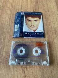 İbrahim Erkal - Gönlünüze Talibim Kaset ( İşaretli fotoğrafta, kartonet kulakçıkta bant var )
