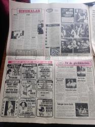 Günaydın Gazetesi - Turkish Newspaper - 4 Mart 1974 - Paris'te düşen Türk Hava Yolları uçağında 347 kişi öldü - 12 kilometre ötede bile cesetler bulundu fotoğraf - ölen kaptan Nejat Berköz Fotoğrafı - Ölen Hostes Semra Hıdır Fotoğrafı - olay yerine giden Paris radyosu muhabiri anlattı ağaçların dallarından cesetler sarkıyordu - Ankara uçağını 300 milyon liraya almıştık - Tepebaşı Cumhuriyet Night Club - Çin Night Club'de dansların taçsız kraliçesi İpek Güler - Londra Camping Ancelo - Dördüncü Türk Yunan rallisini bu defa Türk ekibi kazandı - Yol İş Federasyonu Başkanı Halit Mısırlıoğlu Türk İş'e uyarı yaptı - Süleyman Demirel'in televizyon konuşması meselesi - Suriye İsrail ile kısa zamanda barış masasına oturmak istiyor - Enver Sedat'ın Mısır'a davet ettiği Nixon'un Ortadoğu'da büyük bir geziye çıkacağı açıklandı - Dört Filistinli gerillanın kaçırdığı uçak Amsterdam havaalanına indiği sırada cayır cayır yandı - Fenerbahçe Galatasaray'ın işini bitirdi 2 1 Fotoğrafı - Ayhan Işık