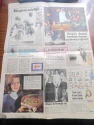 Günaydın Gazetesi - Turkish Newspaper - 4 Mart 1974 - Paris'te düşen Türk Hava Yolları uçağında 347 kişi öldü - 12 kilometre ötede bile cesetler bulundu fotoğraf - ölen kaptan Nejat Berköz Fotoğrafı - Ölen Hostes Semra Hıdır Fotoğrafı - olay yerine giden Paris radyosu muhabiri anlattı ağaçların dallarından cesetler sarkıyordu - Ankara uçağını 300 milyon liraya almıştık - Tepebaşı Cumhuriyet Night Club - Çin Night Club'de dansların taçsız kraliçesi İpek Güler - Londra Camping Ancelo - Dördüncü Türk Yunan rallisini bu defa Türk ekibi kazandı - Yol İş Federasyonu Başkanı Halit Mısırlıoğlu Türk İş'e uyarı yaptı - Süleyman Demirel'in televizyon konuşması meselesi - Suriye İsrail ile kısa zamanda barış masasına oturmak istiyor - Enver Sedat'ın Mısır'a davet ettiği Nixon'un Ortadoğu'da büyük bir geziye çıkacağı açıklandı - Dört Filistinli gerillanın kaçırdığı uçak Amsterdam havaalanına indiği sırada cayır cayır yandı - Fenerbahçe Galatasaray'ın işini bitirdi 2 1 Fotoğrafı - Ayhan Işık