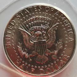 SETTEN ÇIKMA  AMERİKA 2010 D   50 CENT YARIM DOLAR HALF DOLAR