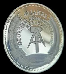 Doğu Almanya 1990 yılı 40 yıl anısına DDR,nin en büyük adası Rügen hatıra Gümüş kaplama madalyon 17.50g 35mm