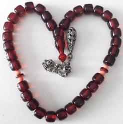 OSMANLI DÖNEMİ MÜCEVHER KUTUSUNDAN YAPILMA KIRMIZI MUHTEŞEM SIKMA KEHRİBAR TESPİH RRR1A1R ÇOK NADİR