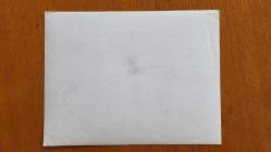 YEŞİLÇAM'IN YILDIZI HÜLYA KOÇYİĞİT'İN ORİJİNAL BÜYÜK BOY FOTOĞRAFI  - 24 x 18 cm EBADINDA - HÜLYA KOÇYİĞİT, 1960'LARDA BİR YEŞİLÇAM FİLMİNDE GÖL KENARINDA BEKLERKEN ÇEKİLMİŞ ROMANTİK BİR KARE