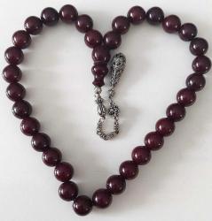 OSMANLI DÖNEMİ OBJEDEN YAPILMA KOYU KIRMIZI MUHTEŞEM SIKMA KEHRİBAR TESPİH GÜMÜŞ PÜSKÜLLÜ 3OOO1A1 ÇOK NADİR