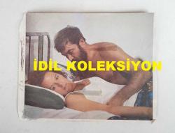 YEŞİLÇAM'IN YILDIZI HÜLYA KOÇYİĞİT'İN GAZETEDEN KESİLME FOTOĞRAFI - 14 x 11 cm EBADINDA - HÜLYA KOÇYİĞİT ve HAKAN BALAMİR AYNI KAREDE