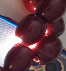 OSMANLI DÖNEMİ OBJEDEN YAPILMA KOYU KIRMIZI MUHTEŞEM HAVŞALI SIKMA KEHRİBAR TESPİH GÜMÜŞ PÜSKÜLLÜ 2ÖÖÖ1R1A ÇOK NADİR