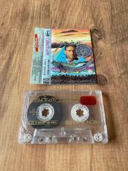 Cem Özer - Beni Seviyorum Acemi Şarkılar Kaset