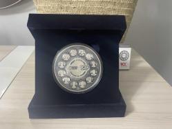 2023 - Türkiye Cumhuriyeti'nin 100.Yılı - Okside Gümüş Hatıra Para - Darphane Sertifikalı - Çil - Lacivert Kadife Kutusunda