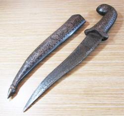 EsKi DAMASCUS ŞaM İŞİ KOFGARİ öZeL HANÇER-KAMA....32cm