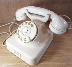 AnTiKa W48 ÇeViRMeLi BEYAZ TELEFON....