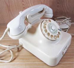 AnTiKa W48 ÇeViRMeLi BEYAZ TELEFON....