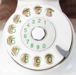 AnTiKa W48 ÇeViRMeLi BEYAZ TELEFON....