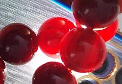 OSMANLI DÖNEMİ OBJEDEN YAPILMA KOYU KIRMIZI RENKLİ MUHTEŞEM SIKMA KEHRİBAR TESPİH GÜMÜŞ PÜSKÜLLÜ 1M2RR2 ÇOK NADİR