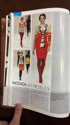 TREND SETTER DERGİSİ - ARALIK 2008 — SAYI: 80 - GENCER BAVBEK - SEDAT DOĞAN - SEHA CAN - NOUVELLE VAGUE - BEDÜK - OBAMA - OYKU AKGORGEN - SELEN AKINAL - VOLKAN AKSOY - TUBA AKYOL - MELİS ALEMDAR - OKAN AYDIN - İLKE BABAYİĞİT - ERBİL BALTA - YASEMİN BAYDAR - MURAT BEŞER - İZZEDDİN ÇALIŞLAR - ALPARSLAN ÇARKO - BİROL DEMİR - EMRE DOĞRU - SERMAN ELDELEKOĞLU - ÖMER OZAN - SERKAN EMİROĞLU - FIRAT EREZ - AHMET ERZİNCANLI - BERNA GENÇALP - AKIN GİRAV - MARCUS GRA - ALİ GÜLEÇ - ALİ CAN İÇÖZ - ÇİLER İLHAN - METİN KARAGAHİN - CANSIN KRANER - EMRE KURTULUŞ - TANER KOCAK - HÜLYA KOLABAS - KREMBO - CİHAN KURT - PINAR KUYUCU - LEVENT MORGOK - NAZLI EDA NOYAN - NİHAT ODABAŞI - AYLIN OGAN - ZEYNEP ÖNDER - ÖZGÜR ÖZÇELİK - PROTEUS - MELTEM ŞAHİN - AYŞE SÖNMEZ - ESPA BIRIN - NEJAT TALAS - BAHADIR TANRIOVER - HANDE TORMAX - DÜŞÜNEN ADAM - İSTANBULLU’NUN GİZLİ GARDIROBU - PUMA’NIN ZAMAN YOLCULUĞU - ŞIK BİR KABUK - İNTERNET KUŞAĞI - BU TASARIMCIYA DİKKAT - PARİS’E BİR PİRAMİT DAHA - WALLPAPER PRO - 146 SAYFA