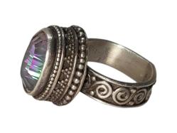 ÖZEL YAPIM MOZANİT TAŞLI GÜMÜŞ YÜZÜK