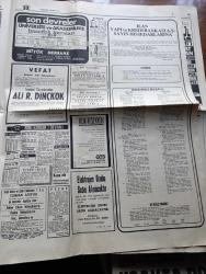 Hürriyet Gazetesi - Turkish Newspaper - 4 Mart 1974 - THY'NİN Londra'ya giden uçağı Paris'te ormana düştü 346 ölü var - tarihin en büyük ve en korkunç uçak kazası  - yabancı ajanslara göre sabotaj cesetler paramparça Fotoğrafı - Kanlı orman ormanlıktan çıkmıştı Fotoğrafı - uçakta az sayıda Türk vardı ölenlerin çoğu paris'ten binen ingilizlerdi - korkunç kazada parça parça olan THY DC 10 Ankara uçağından geriye pek bir şey kalmadı Fotoğrafı - THY en güzel elemanları Oral Ulusman Nejat Berköz Ertan Özer ve Hayri Tezcan'ı kaybetti - düşen uçağı kaçıran İngiliz Rugby takımı şampanya içti - yerini başkası alan hostes Ayşen Gigat keşke Ben ölseydim diyor fotoğraf - Bebek Maksimde Behiye Aksoy Ayhan Işık Müjdat Gezen Nil Burak ve Selma Güneri - Gönül Yazar Murat Soydan Ayten Alpman Cilalı İbo Nükhet Duru çakıl gazinosunda - Akbank Kadıköy şubesi açılıyor - Bu da Fenerbahçe'nin Galatasaray'a balyoz gibi yumruğu 2 1 Fotoğrafı - Fenerbahçe'nin feveranı Birch'ün intiharı yazan Gündüz Kılıç