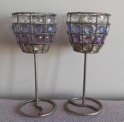 VİNTAGE 2 ADET ÇELİKTEN YAPILMIŞ VE BONCUK İŞLEMELİ MUMLUK.  KONDİSYON YÜKSEK KOLEKSİYONLUK NADİR