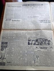 Hürriyet Gazetesi - Turkish Newspaper - 21 Mart 1955 - Suriye'nin son muhtırası Dün elçiye iade olundu - notayı bizzat iade eden başvekil Adnan Menderes - Yüzer havuz Fotoğrafı - italya'daki Ordu maçlarını zaferle açtık Fotoğrafı - Türk ordu takımı 3-0 Hollanda'ya galip geldi - dünya ordulararası futbol şampiyonasında İtalya Mısır yenişemedi - Demokrat Parti İzmir Kongresi bugünden itibaren çalışmalarına başlıyor - Adnan Menderes Endonezya'ya davet edildi - Churchill 1 2 hafta içinde istifa edecek - Ankara koleji öğrencileri dinlenmek için İstanbul'a geldi Haydarpaşa garında Fotoğrafı - Türkiye Masonlar Derneği Kongresi Tepebaşı'nda yapıldı fotoğraf - dünya gazeteleri ne diyor - İstanbul belediyesi ile petrol şirketi arası dava - Adalar gecesi şiir komedi tiyatrosunda takdim eden Muzaffer Tema - Aşk Arzusu çizen Faruk Geç - Türkiye Hollanda Ordu maçından Telecronixle aldığımız fotoğraflar - İsfendiyar ve Ali'nin beraber sürdürdüğü bir akın Fotoğrafı - İstanbul Ankara Radyosu Programı