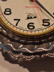 Efsane Alman Velis Duvar Saati. Metal Kasa