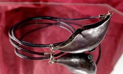 KEŞKÜL-Ü FUKARA GÜMÜŞ KOLYE  DERİ İP'Lİ UZUNLUK 25 CM