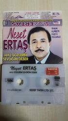 NEŞET ERTAŞ  YİNEMİ GURBETE DÜŞTÜ YOLUMUZ KEMİK BASKI