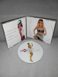 CD Gülşen - Gülshen 2005 özel of of albümü ve remixler. Orijinal. Dinlemeyi etkilemeyen çizikler var. Sorunsuz çalışıyor.