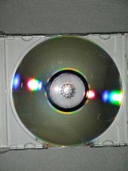 CD Gülşen - Gülshen 2005 özel of of albümü ve remixler. Orijinal. Dinlemeyi etkilemeyen çizikler var. Sorunsuz çalışıyor.