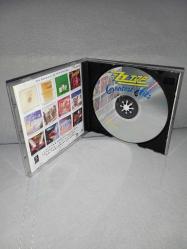 Cd ZZ Top greatest hits albümü. Orijinal Almanya baskı. Disk 10 üzerinden 9 sorunsuz çalışıyor.