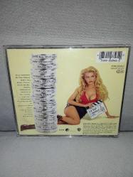 Cd ZZ Top greatest hits albümü. Orijinal Almanya baskı. Disk 10 üzerinden 9 sorunsuz çalışıyor.