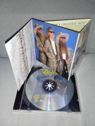 Cd ZZ Top greatest hits albümü. Orijinal Almanya baskı. Disk 10 üzerinden 9 sorunsuz çalışıyor.