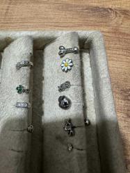 Çeşit çeşit mini çelik küpeler 48 Adet Toplu olarak satılık