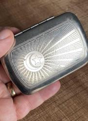 AY-YILDIZLI TABAKA BAYRAKLI TÜTÜN TABAKASI